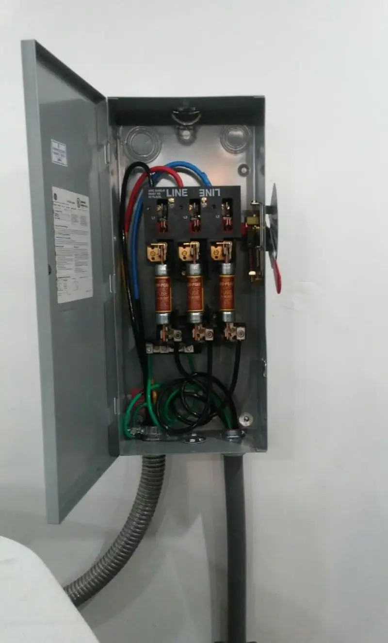 Three-phase disconnect switch installed for Smoke Detector Installation in Indianapolis